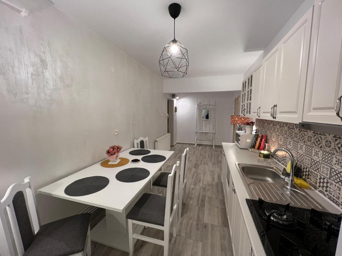 Sweet Home Apartament Predeal Esterno foto